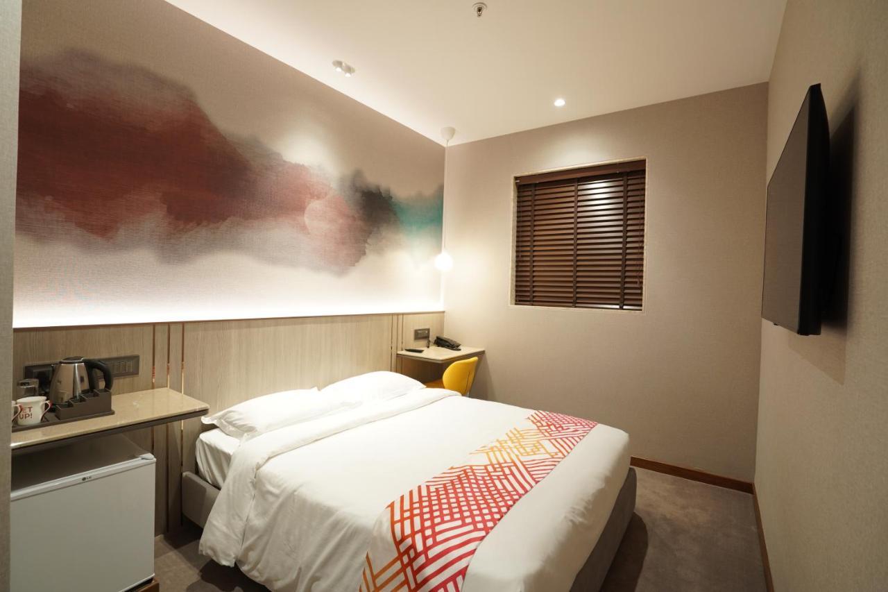 Ginger Mumbai, Goregaon Екстериор снимка