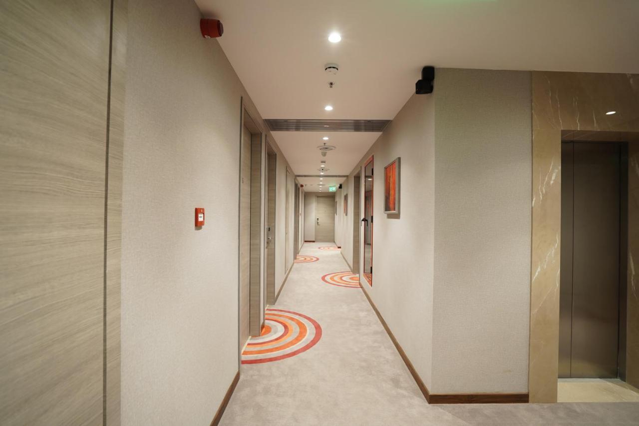 Ginger Mumbai, Goregaon Екстериор снимка